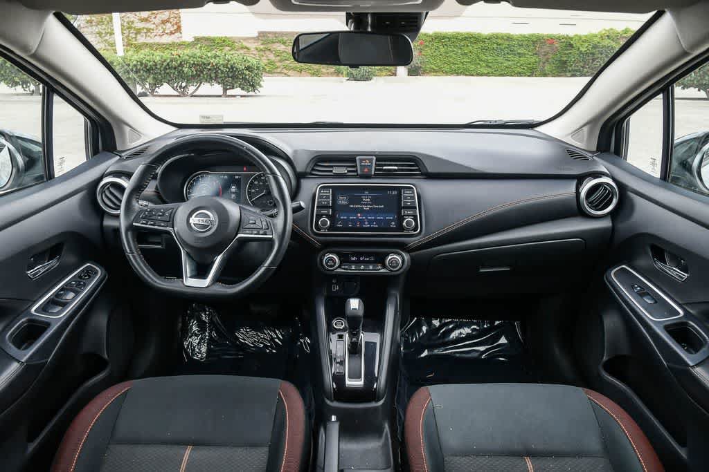 Used 2020 Nissan Versa SR FWD image 14