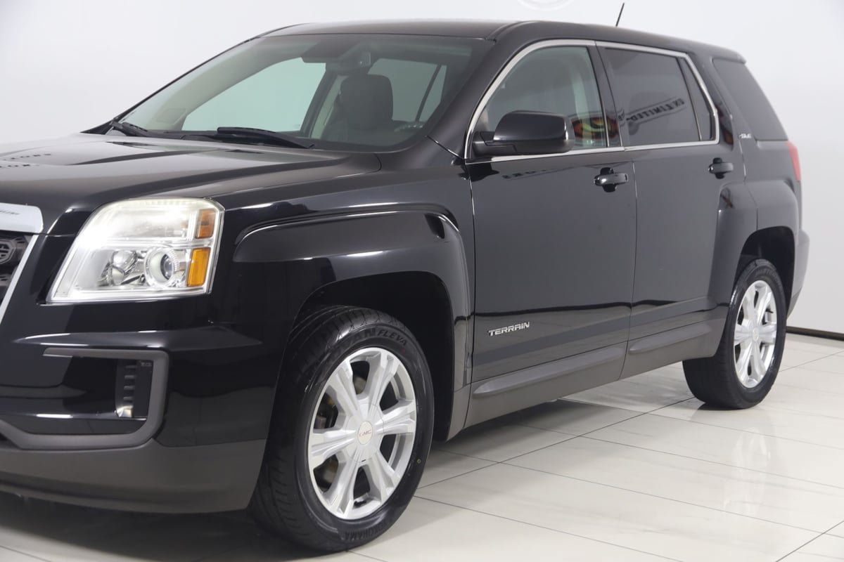 Used 2017 GMC Terrain SLE FWD image 44