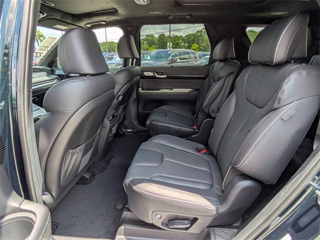 Used 2025 Hyundai Palisade Calligraphy image 14