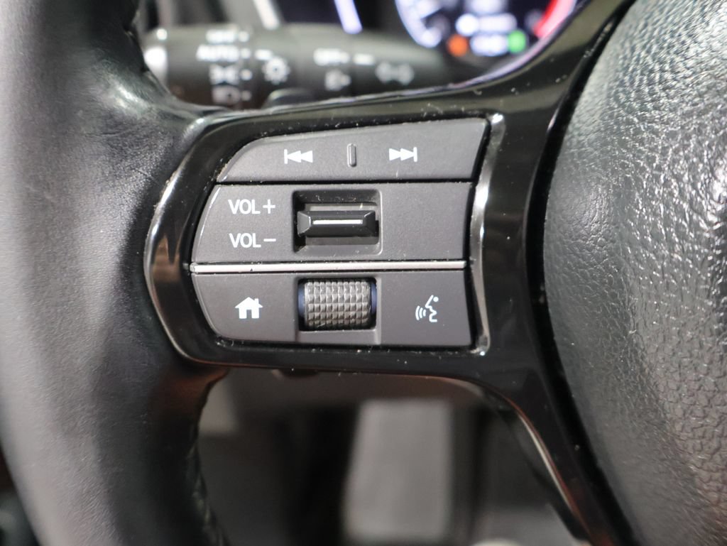 Used 2023 Honda Pilot Touring image 32