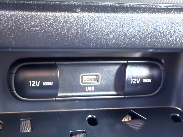 Used 2023 Kia Forte LXS w/ LXS Technology Package FWD image 11