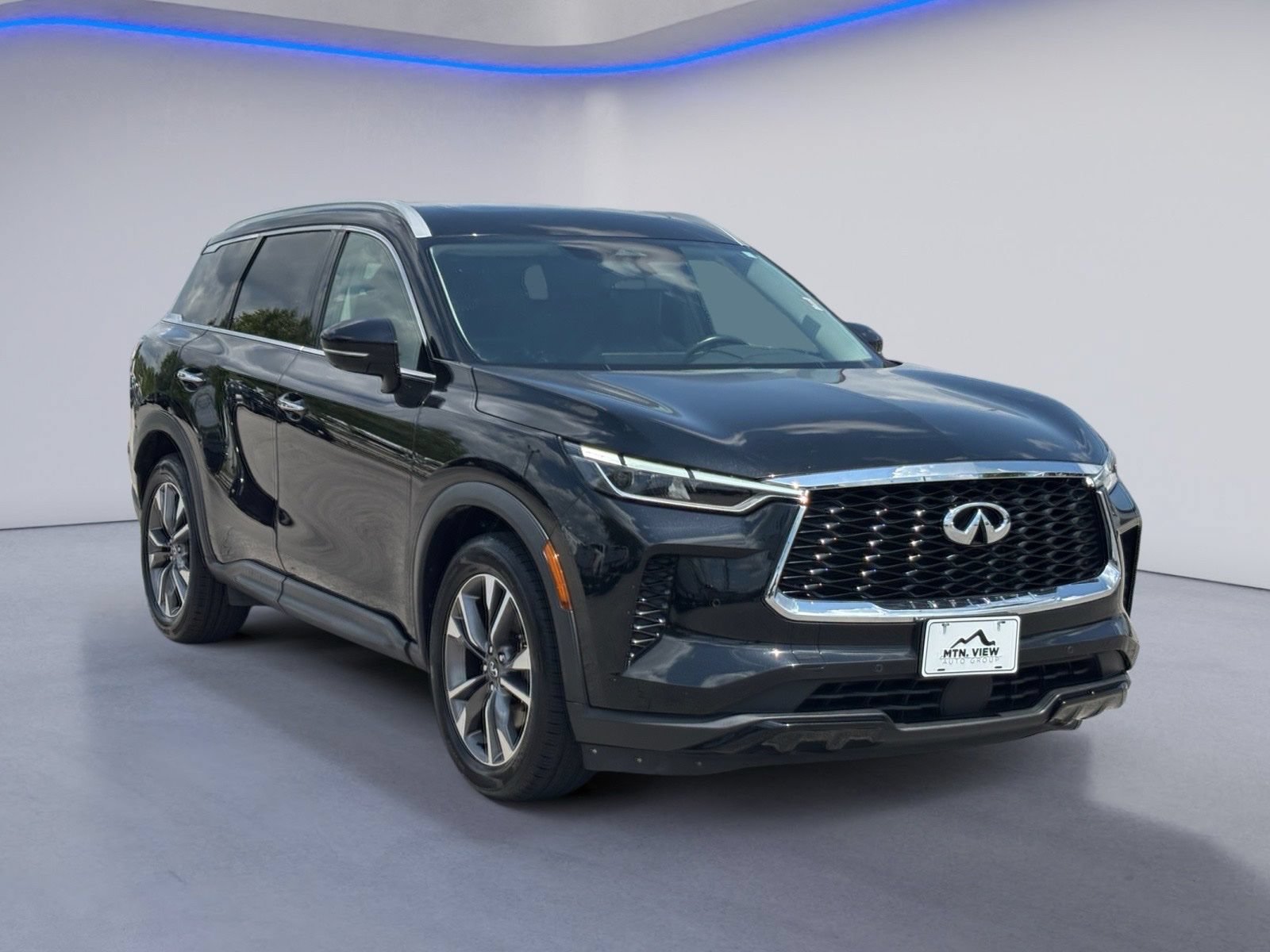 Used 2023 INFINITI QX60 Luxe AWD/4WD image 5