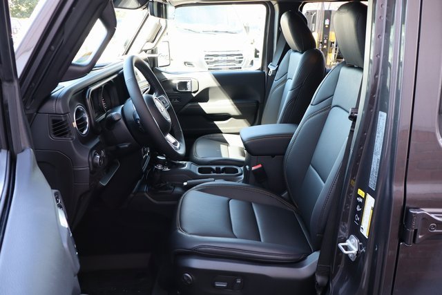 New 2025 Jeep Wrangler Sahara image 12