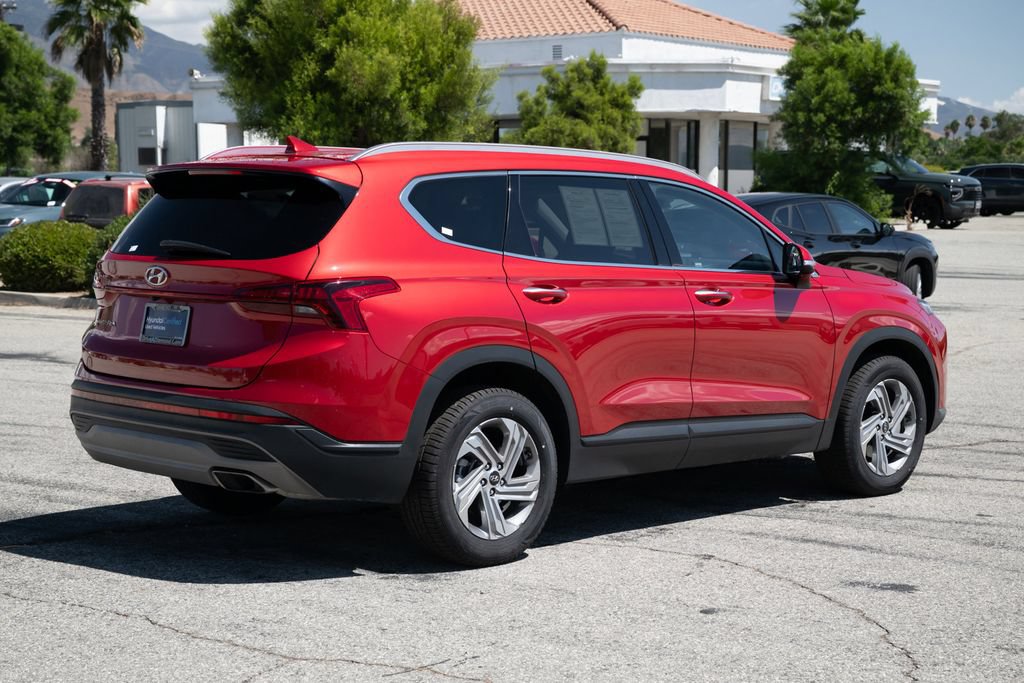 Used 2023 Hyundai Santa Fe SEL FWD image 4