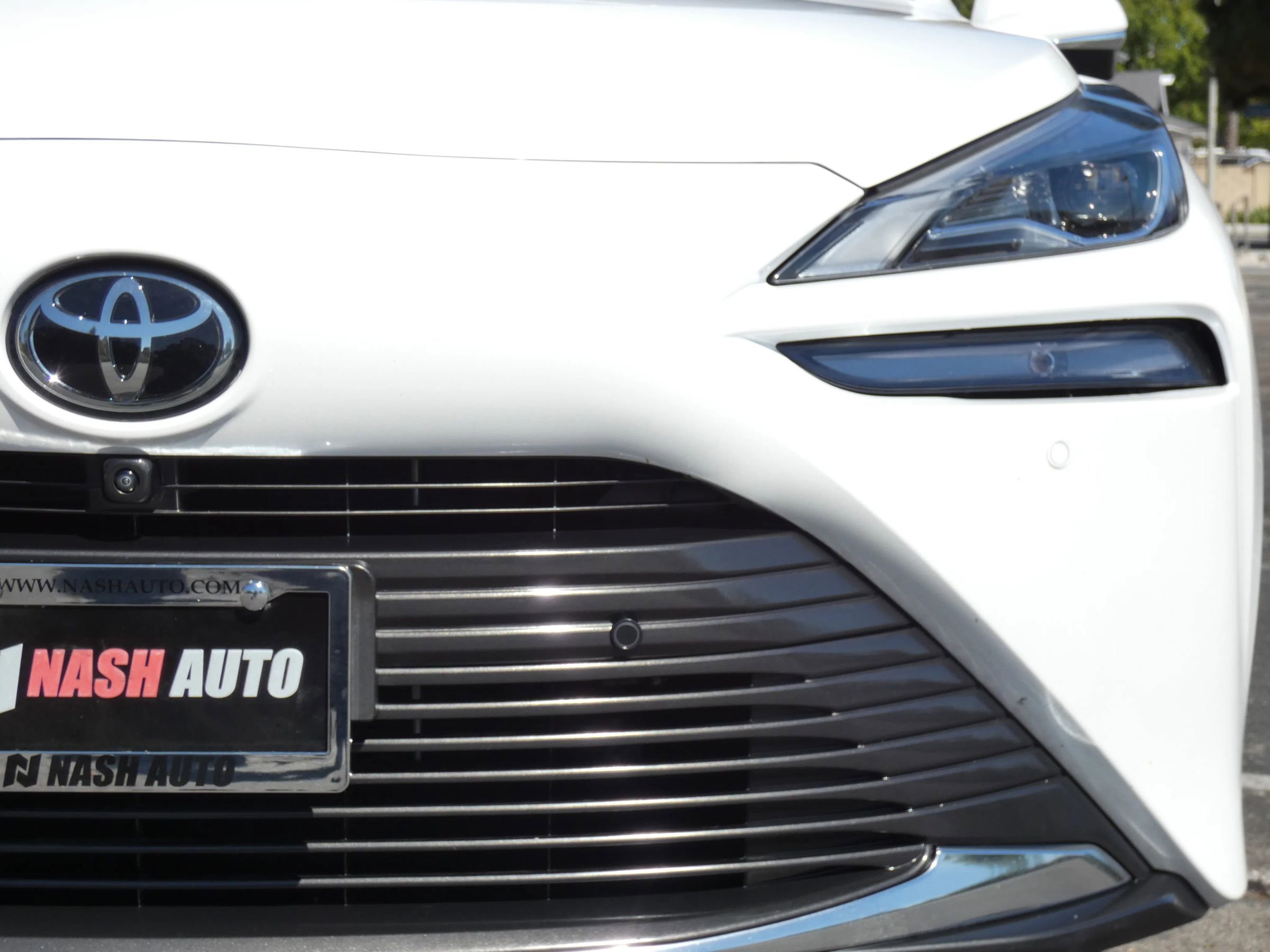 Used 2024 Toyota Mirai XLE Sedan 4D w/ Advanced Technology Package image 16