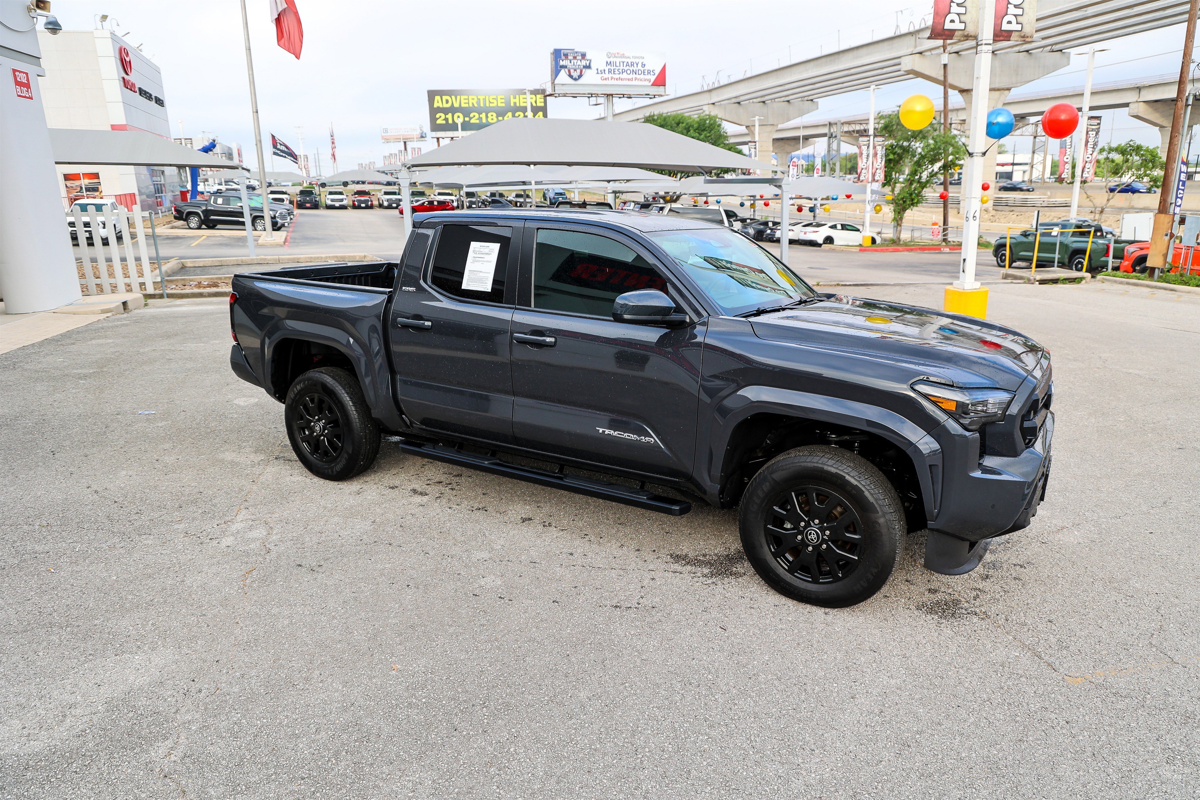 Certified 2025 Toyota Tacoma SR5 w/ SR5 Upgrade Package AWD/4WD image 6