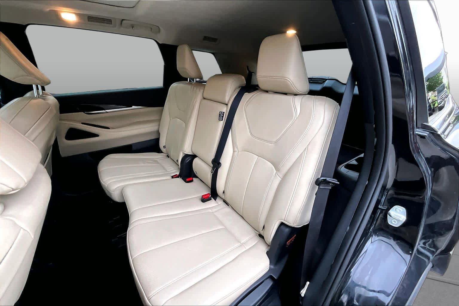 Used 2023 INFINITI QX60 Pure AWD/4WD image 21