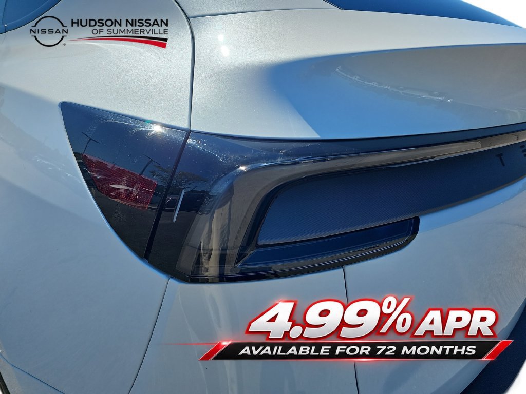 Used 2026 Tesla Model Y AWD image 35