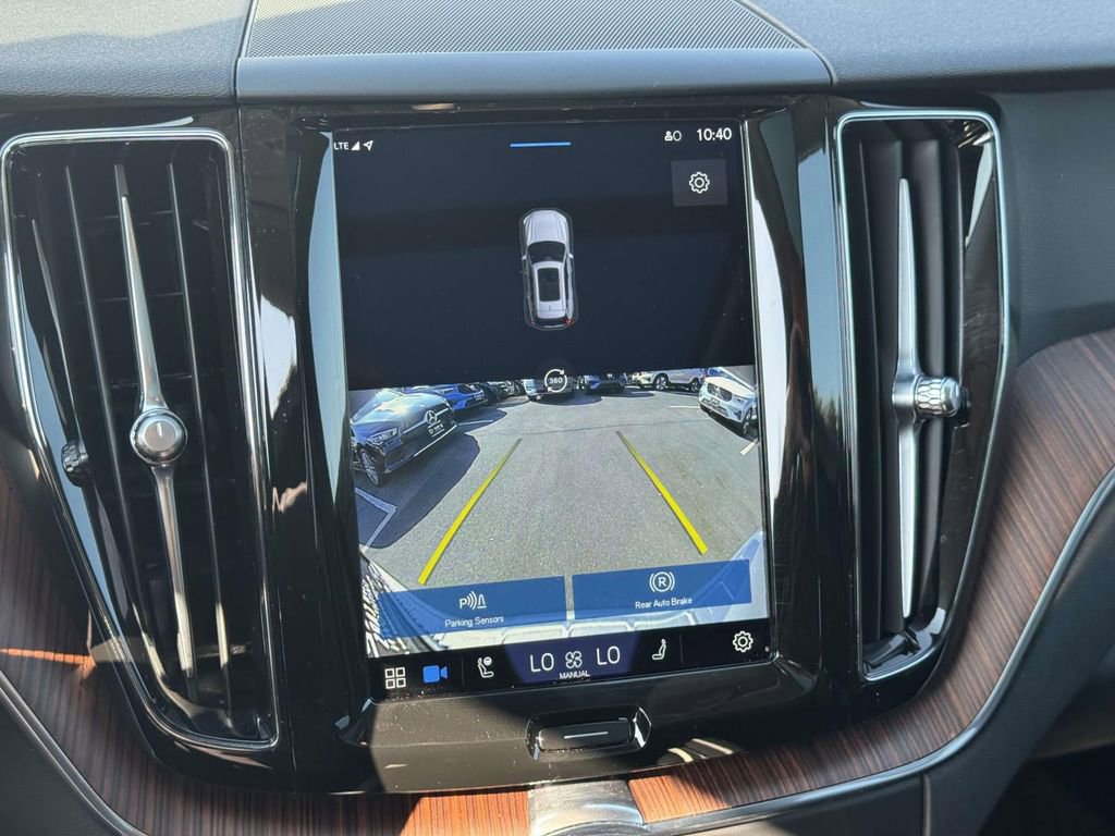 Certified 2023 Volvo XC60 B5 Plus w/ Climate Package image 26
