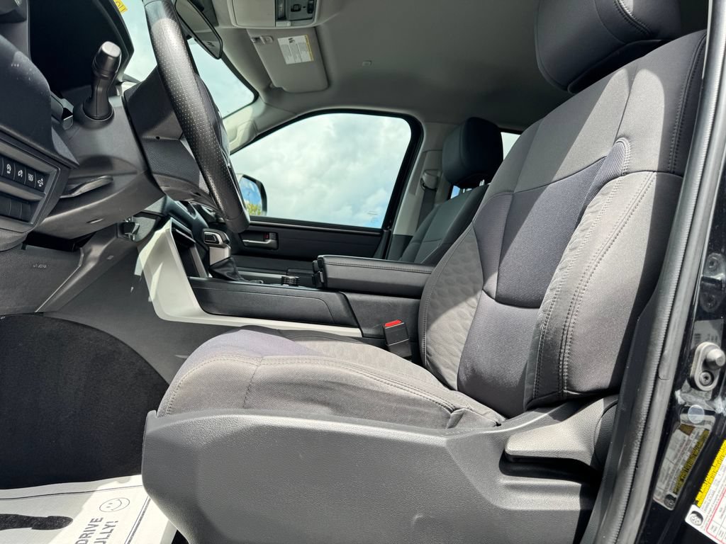 Used 2022 Toyota Tundra SR5 AWD/4WD image 15