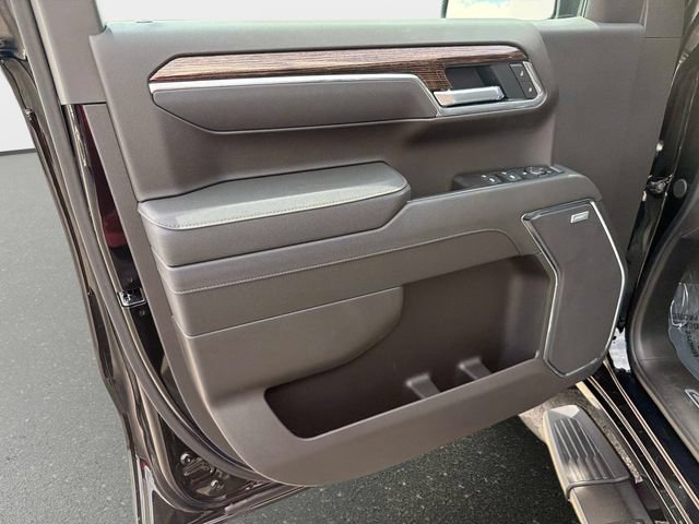 New 2026 GMC Sierra 1500 Elevation w/ Elevation Premium Package AWD/4WD image 17