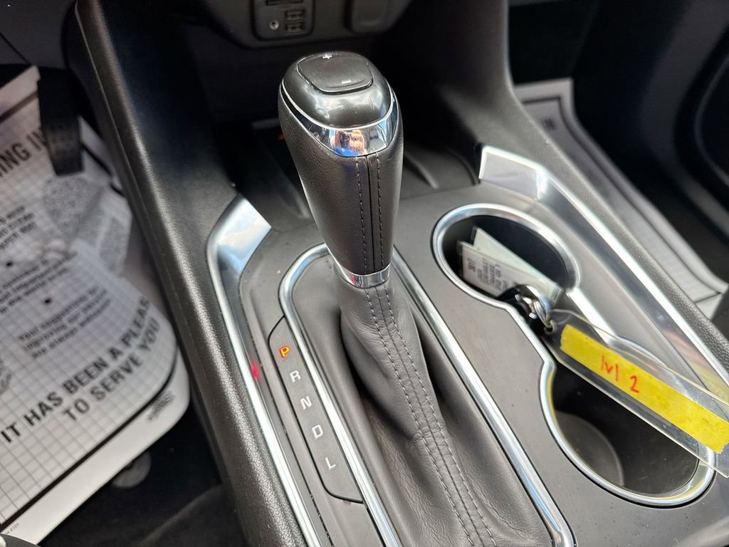 Used 2020 Chevrolet Traverse Premier image 17