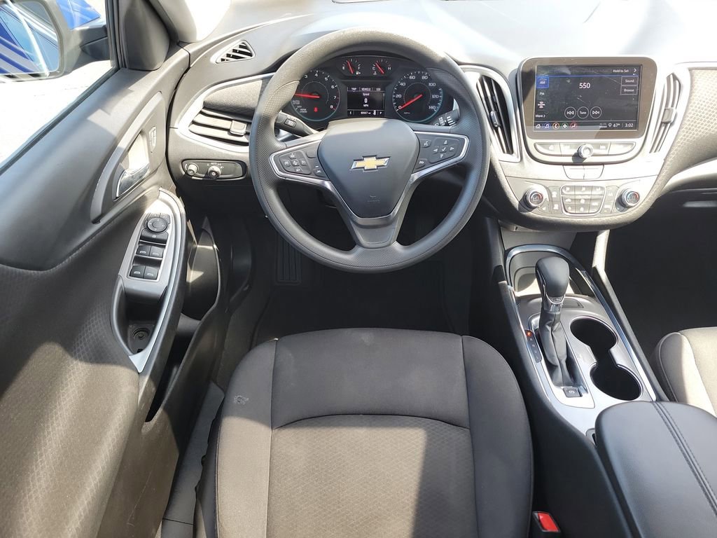 Used 2023 Chevrolet Malibu LT FWD image 13