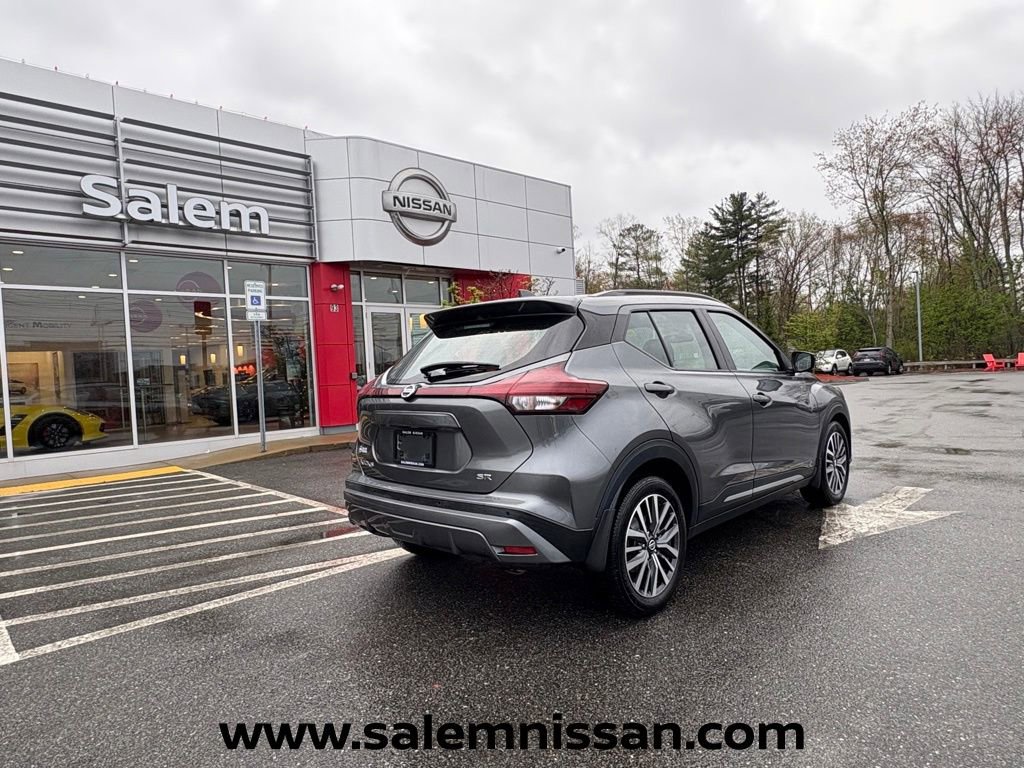 Used 2021 Nissan Kicks SR FWD image 19