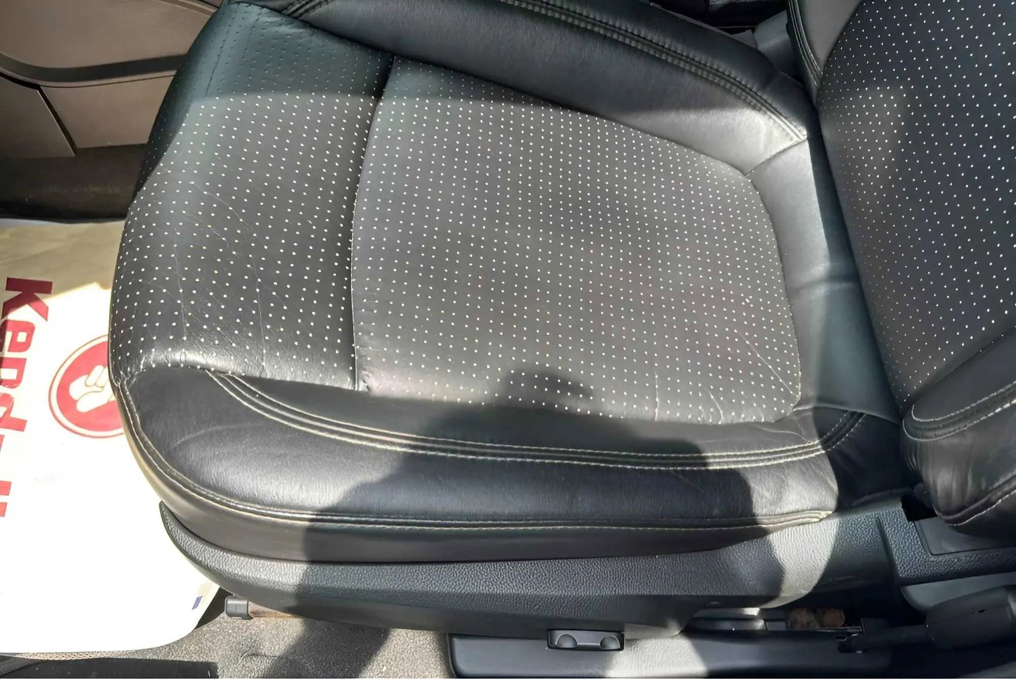 Used 2020 Chevrolet Sonic Premier image 12