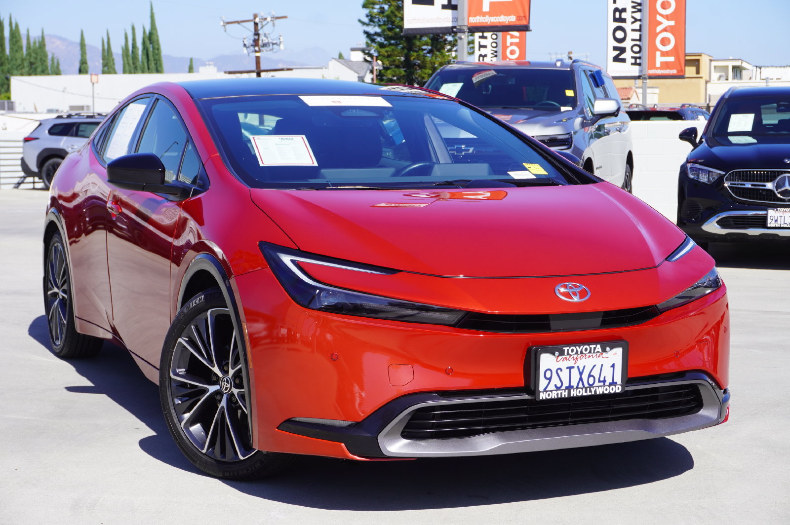 Certified 2024 Toyota Prius XLE FWD image 13