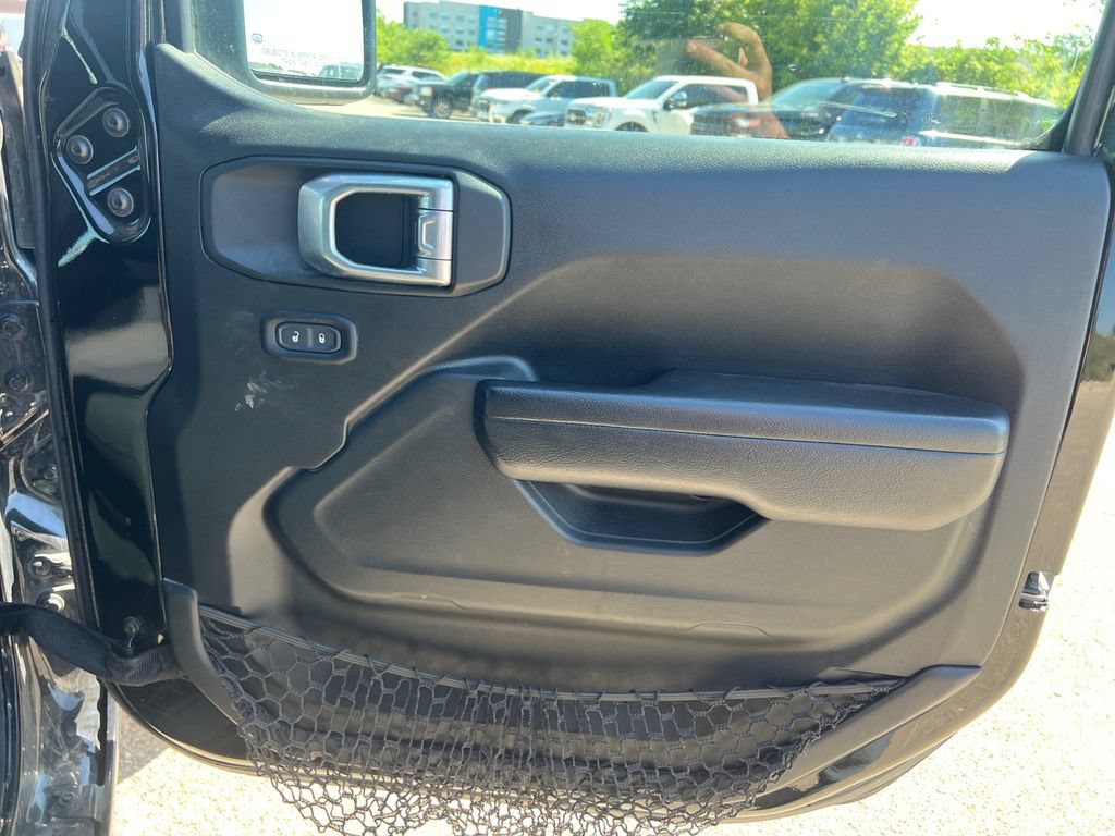 Used 2024 Jeep Wrangler Unlimited Sport AWD/4WD image 36