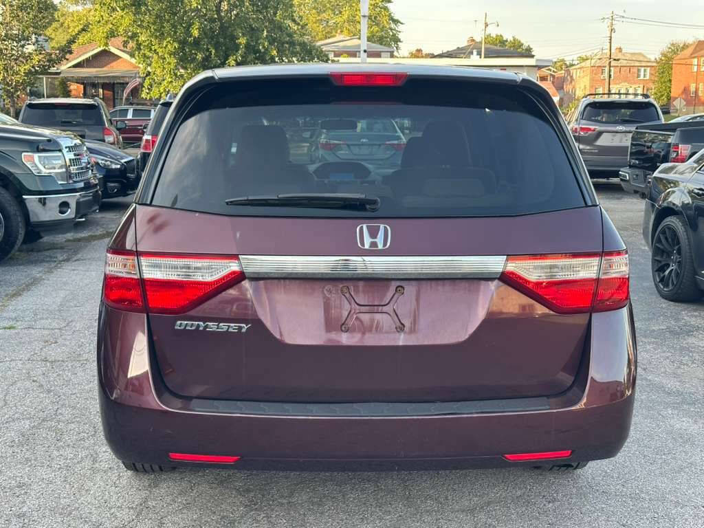Used 2012 Honda Odyssey LX image 10