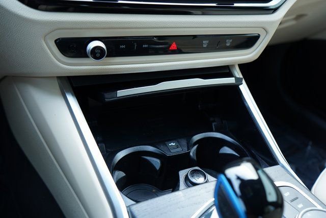 Used 2023 BMW i4 eDrive35 w/ Premium Package image 25