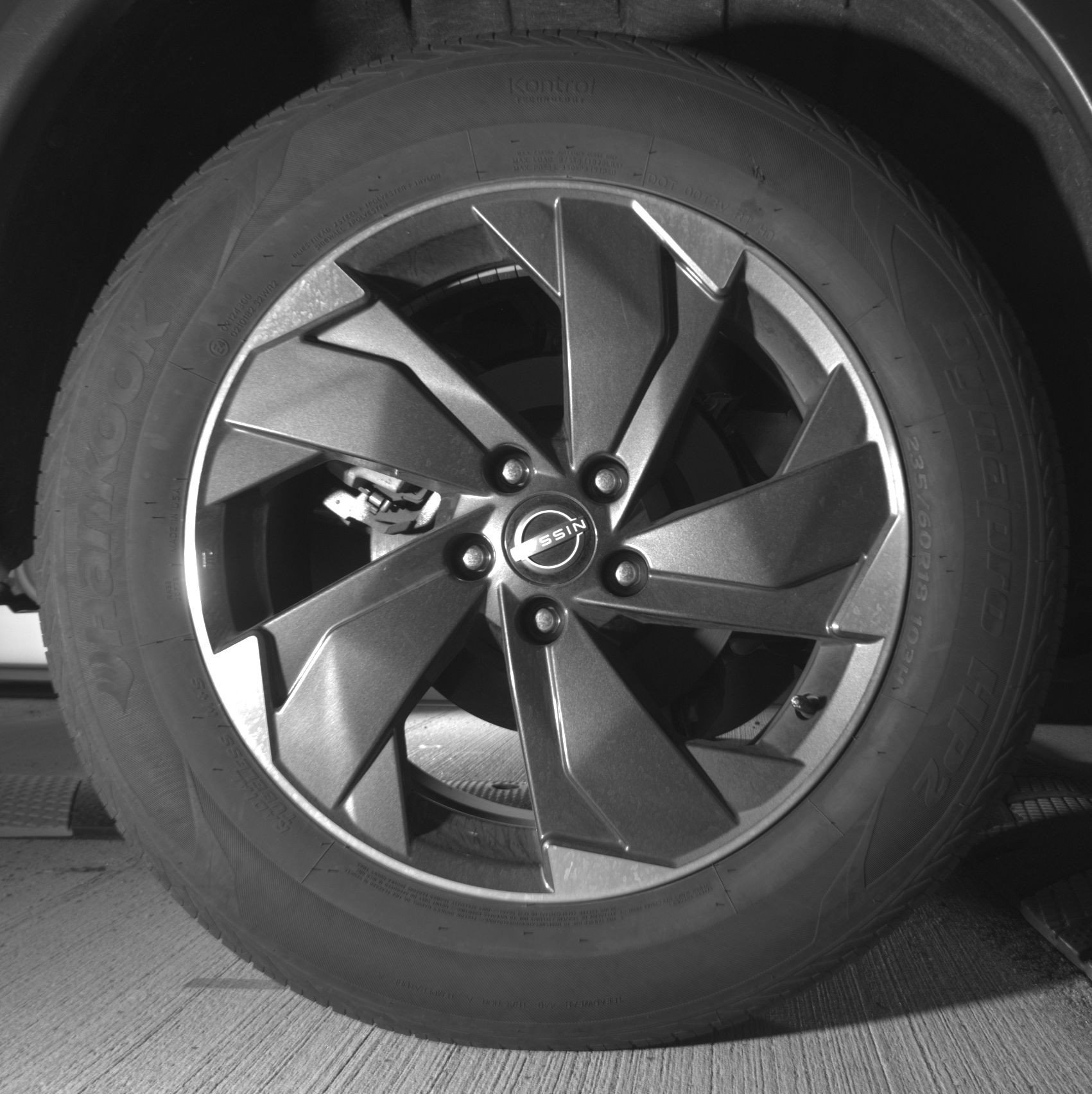 Used 2025 Nissan Rogue SV AWD/4WD image 15