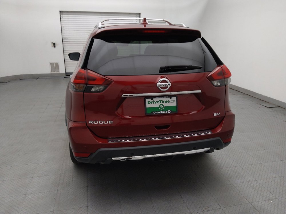 Used 2020 Nissan Rogue SV FWD image 6