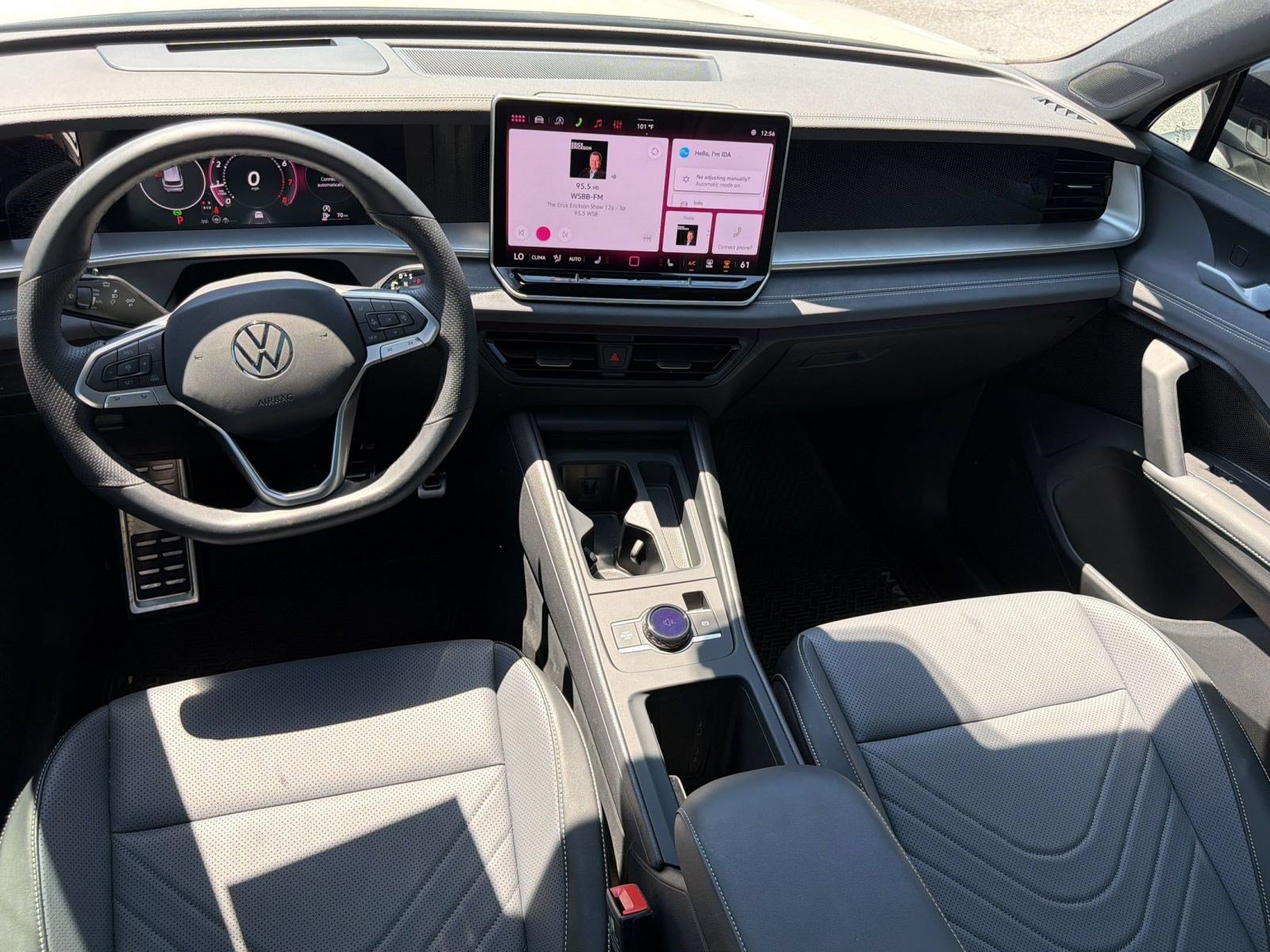 Used 2026 Volkswagen Tiguan SE R-Line FWD image 15