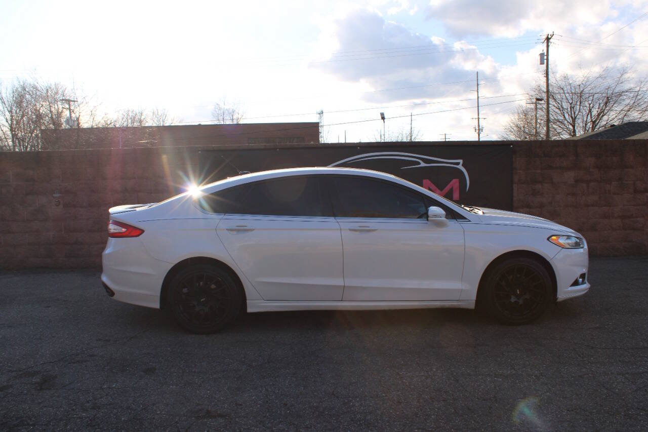 Used 2015 Ford Fusion SE w/ Equipment Group 201A AWD/4WD image 5