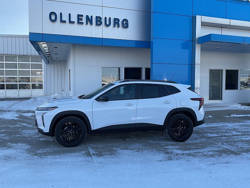 New 2026 Chevrolet Trax ACTIV image 1