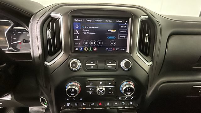 Used 2023 GMC Sierra 2500 AT4 w/ AT4 Premium Plus Package AWD/4WD image 23
