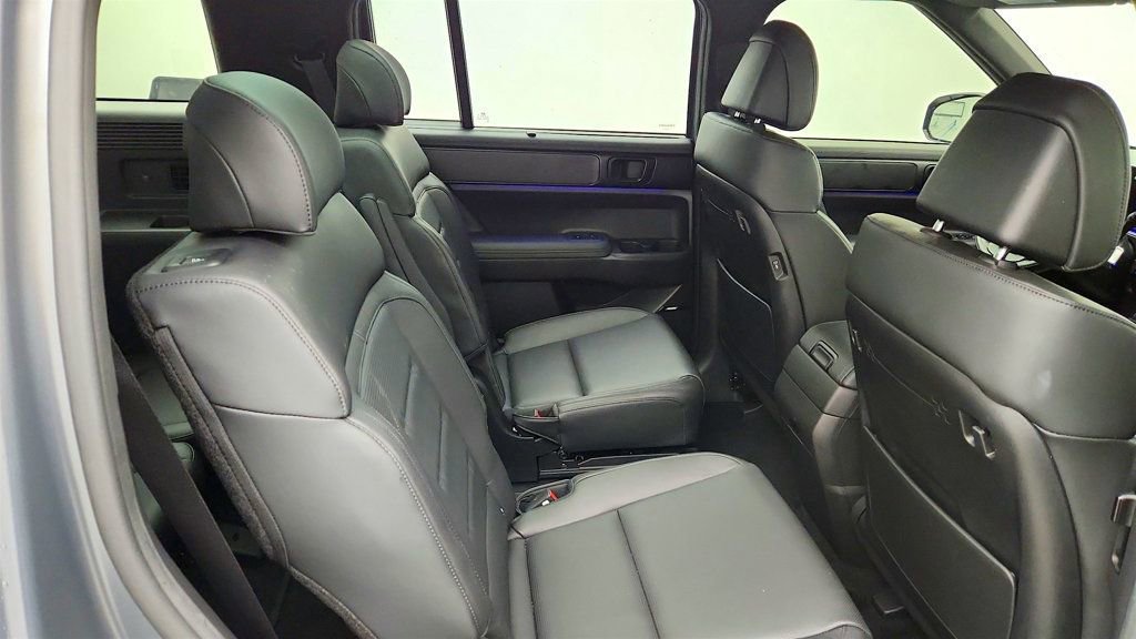 Used 2024 Hyundai Santa Fe Calligraphy FWD image 22
