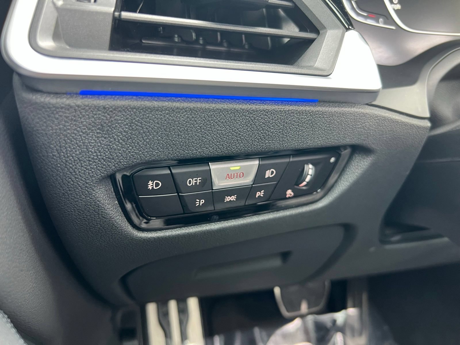 Used 2021 BMW 430i Coupe w/ M Sport Package RWD image 36