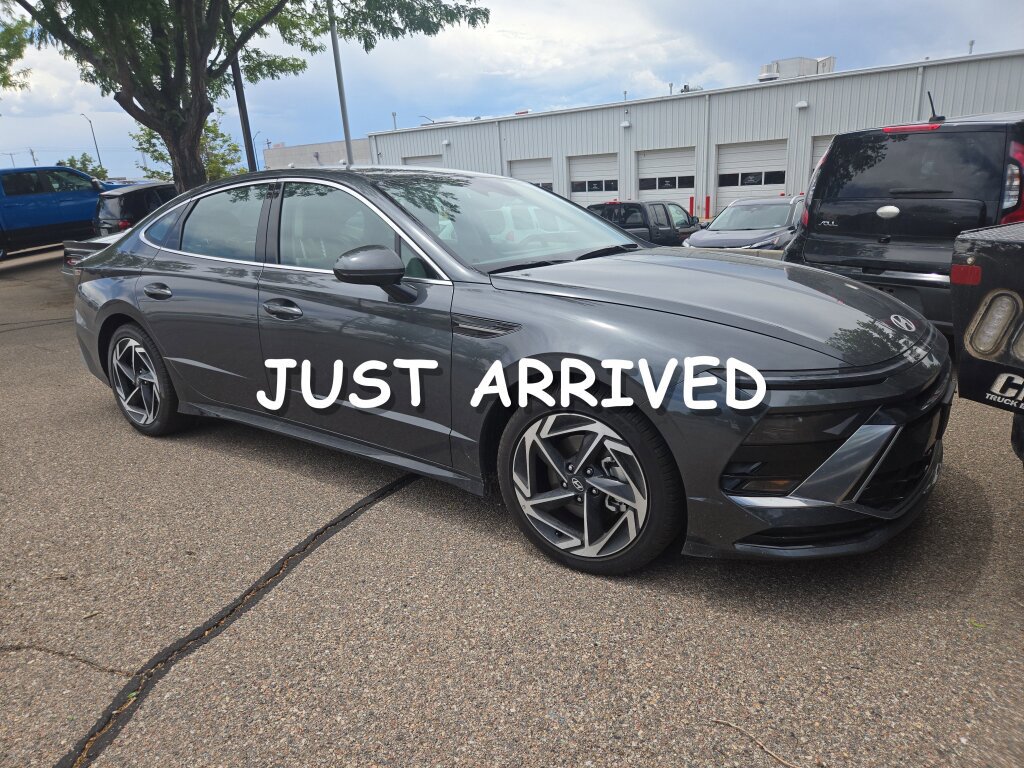 Used 2026 Hyundai Sonata SEL AWD/4WD image 1