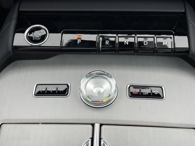 New 2025 Lincoln Navigator Reserve image 15