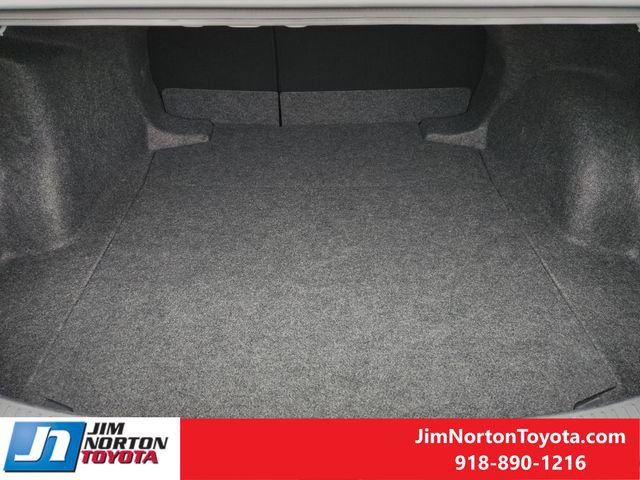Used 2025 Toyota Corolla LE FWD image 32