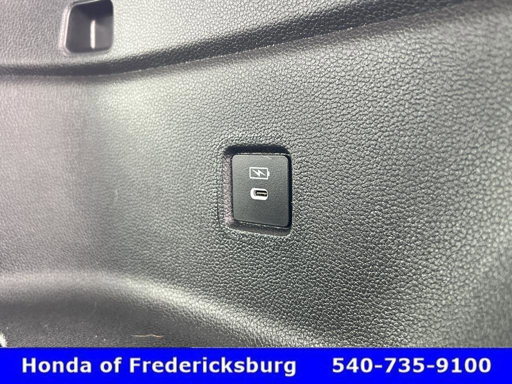 Used 2025 Honda Pilot EX-L image 29