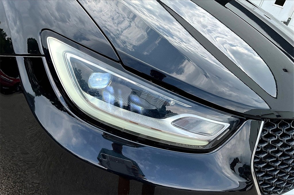 Used 2022 Chrysler Pacifica Limited image 32