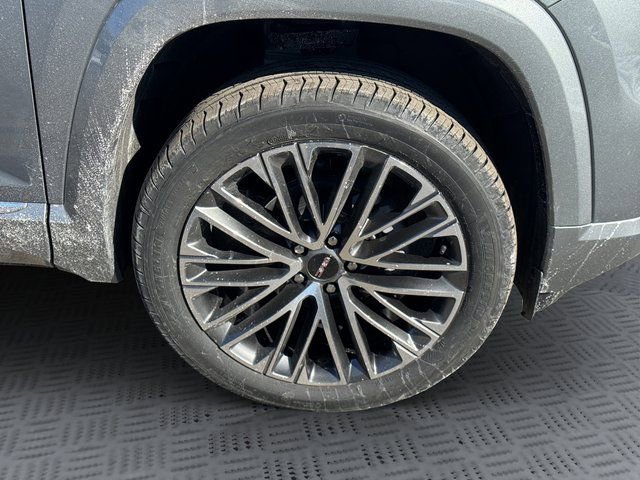 New 2026 GMC Terrain Denali w/ LPO, Black Badging Package image 30