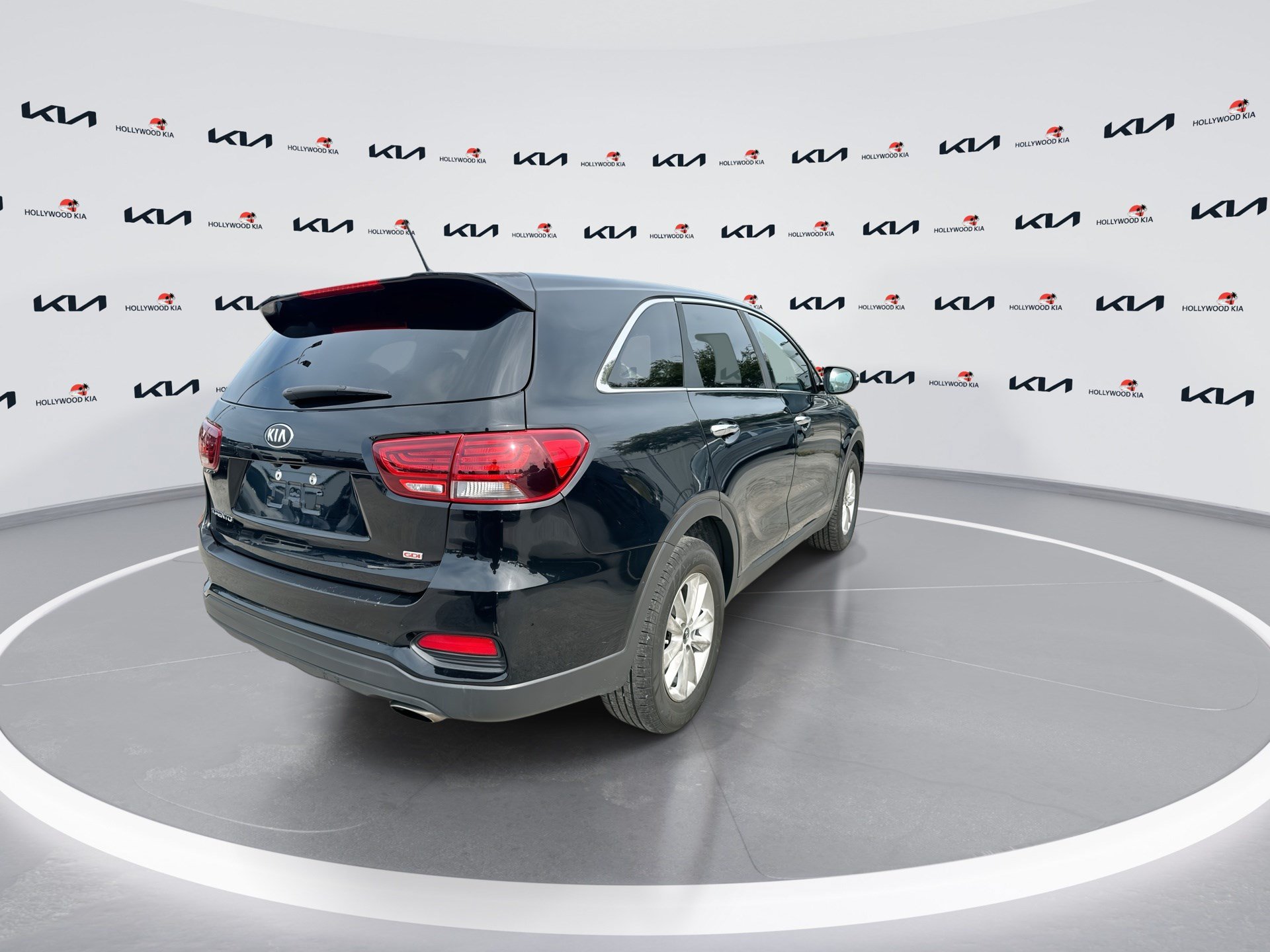 Used 2020 Kia Sorento LX FWD image 8