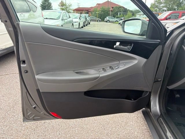 Used 2011 Hyundai Sonata Limited w/ Navigation Pkg 5 FWD image 16