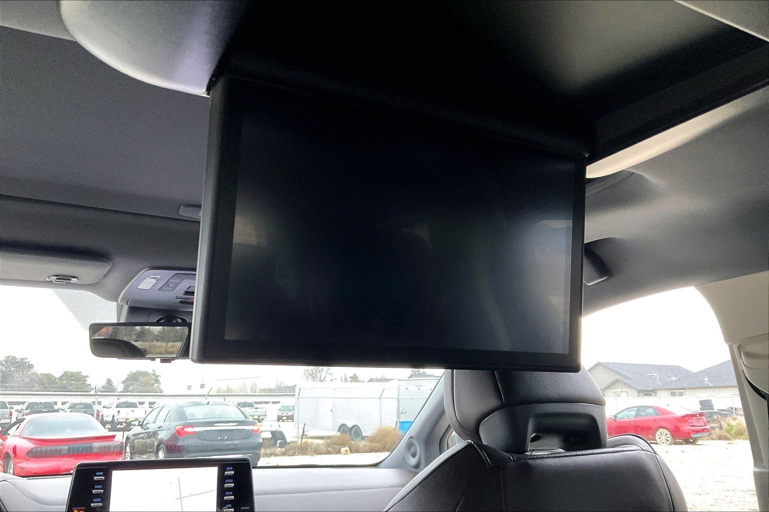 Used 2022 Toyota Sienna Platinum image 26