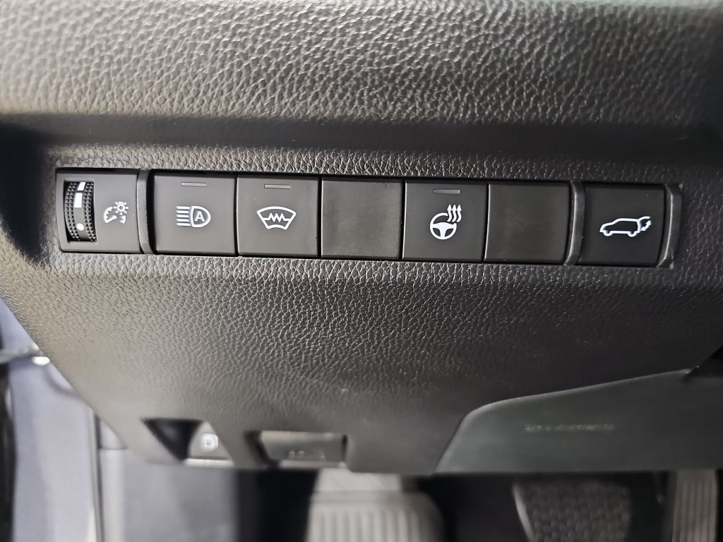 Used 2024 Toyota RAV4 XLE w/ Convenience Package AWD/4WD image 32