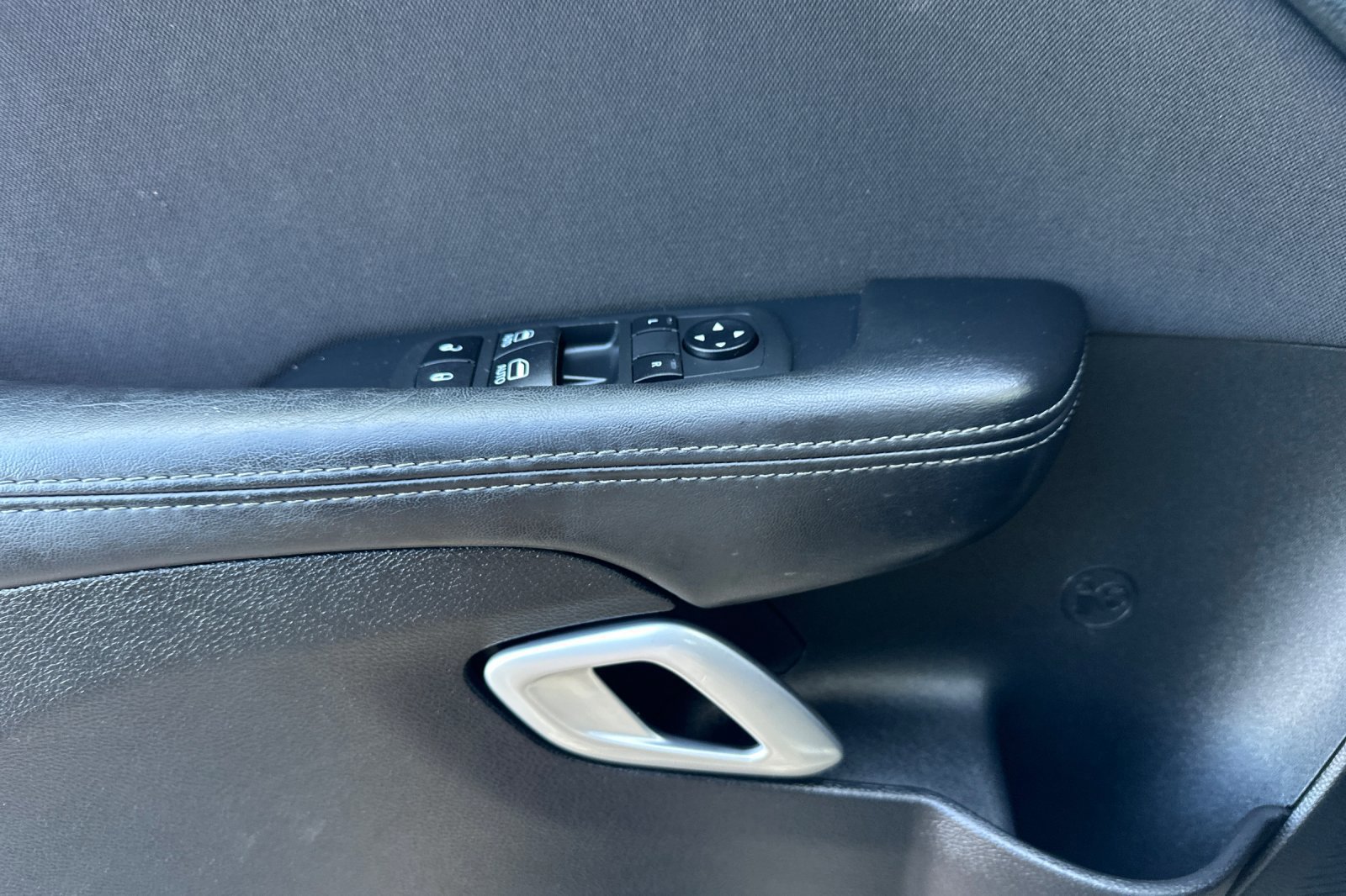 Used 2021 Dodge Challenger GT w/ Driver Convenience Group image 12