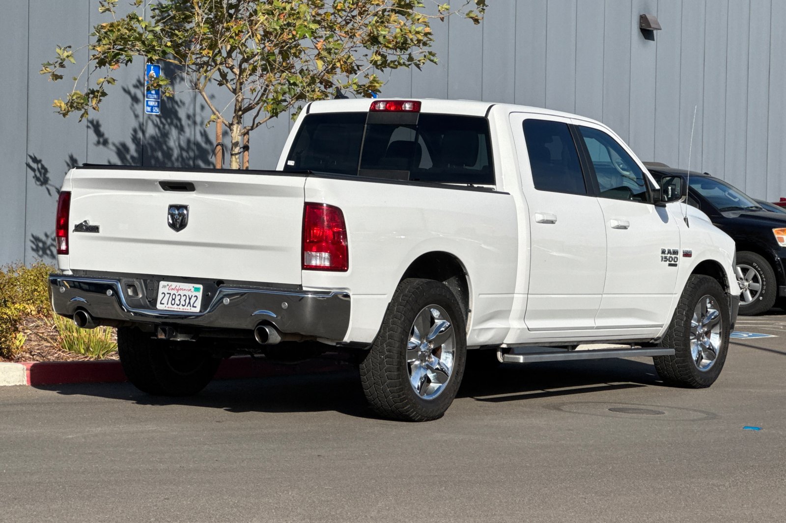 Used 2019 RAM 1500 Big Horn RWD image 4