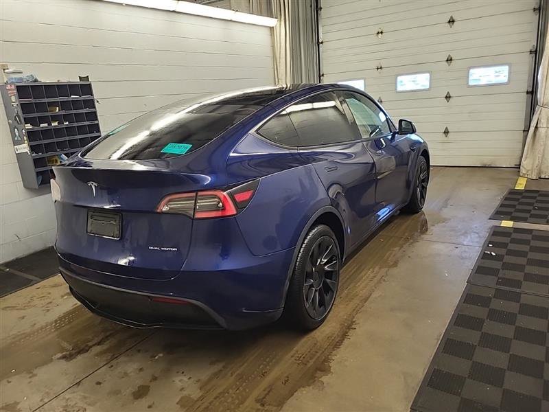 Used 2021 Tesla Model Y Long Range image 3
