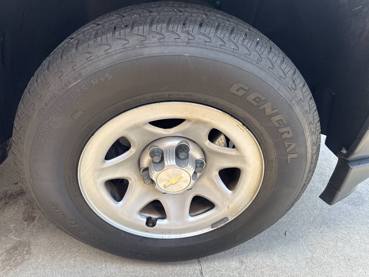 Used 2017 Chevrolet Silverado 1500 W/T RWD image 22