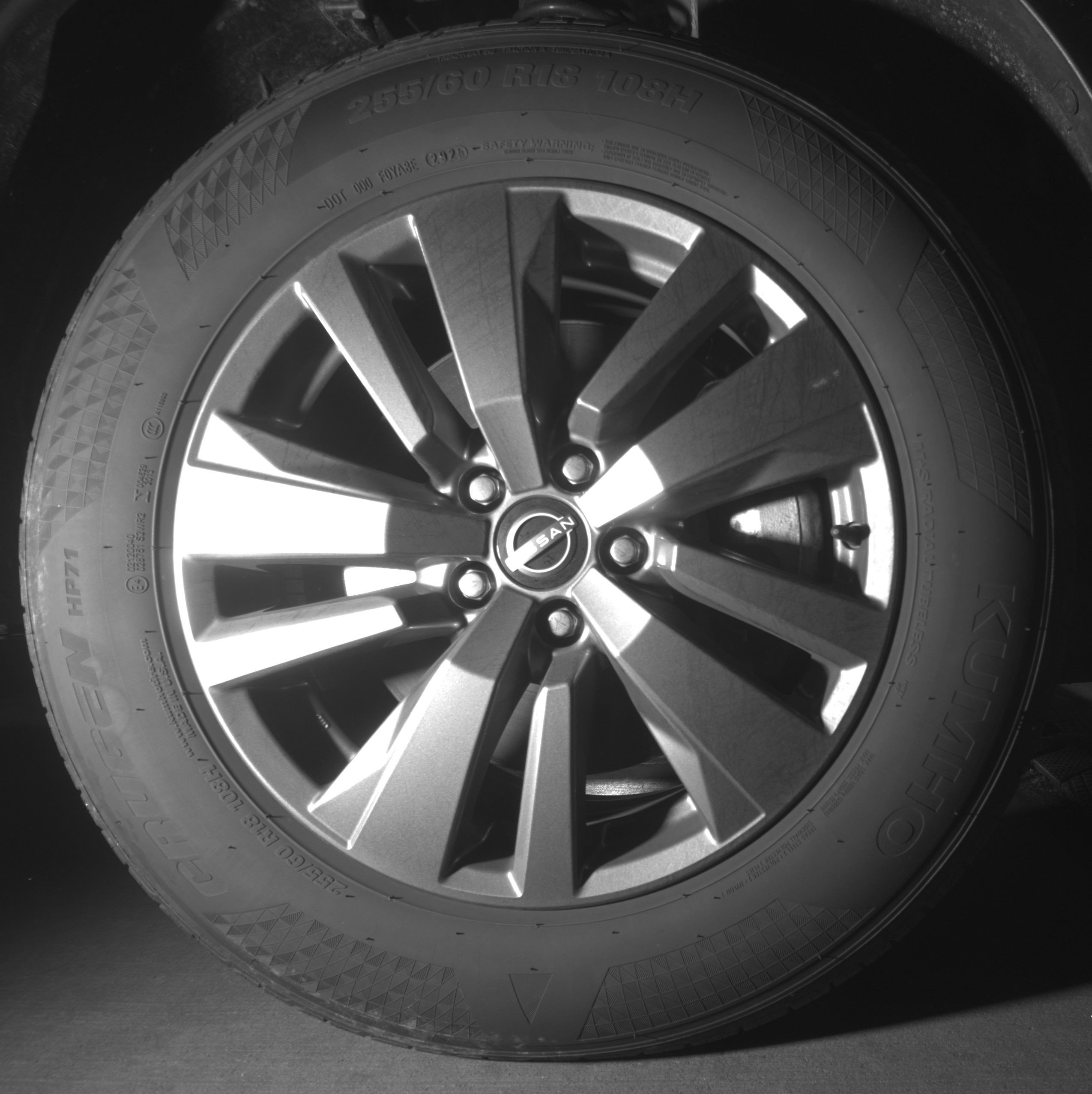 Used 2025 Nissan Pathfinder SV AWD/4WD image 13