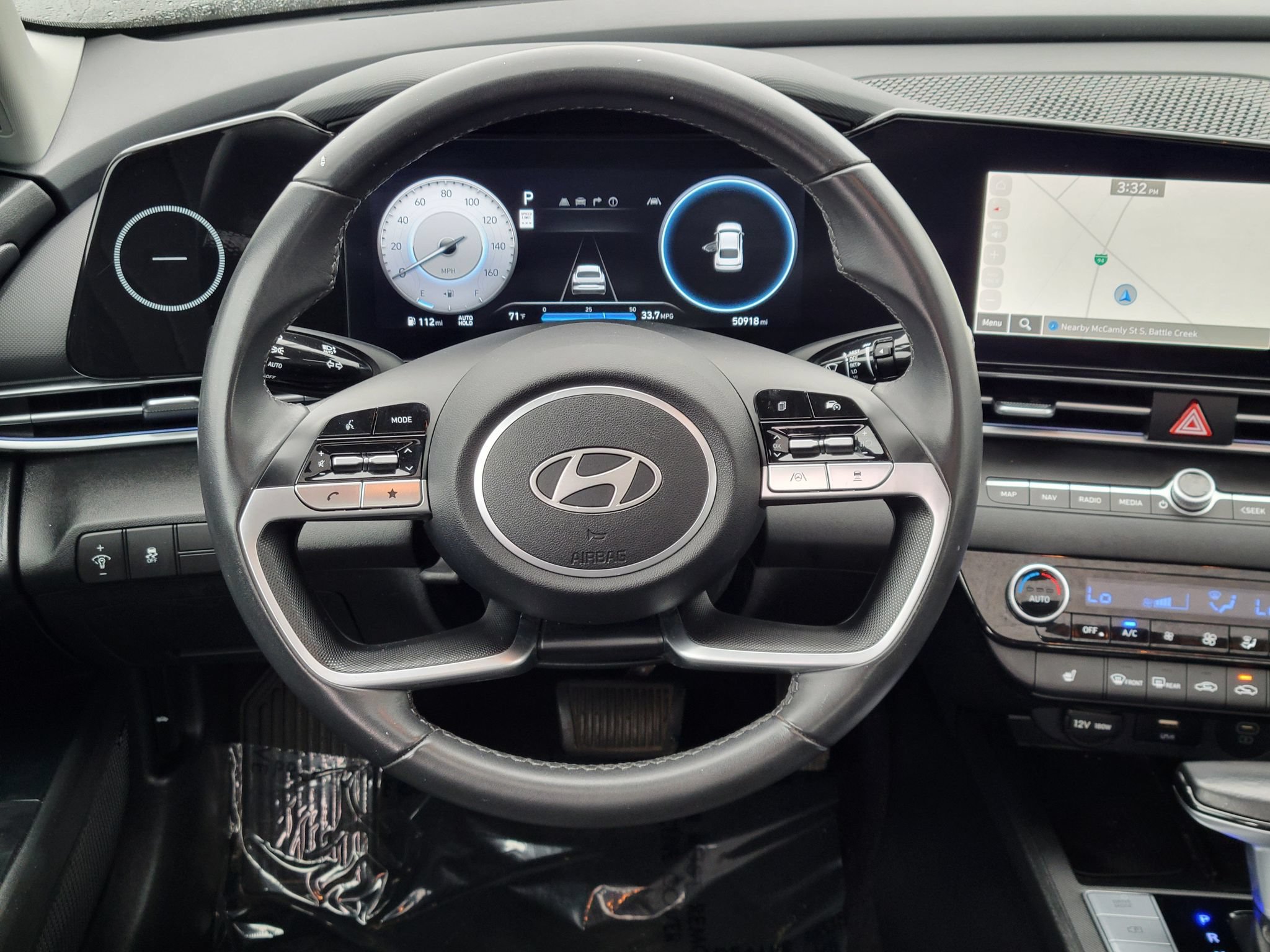 Used 2025 Hyundai Elantra Limited FWD image 28