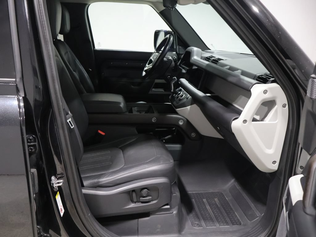 Used 2020 Land Rover Defender 110 HSE AWD/4WD image 19