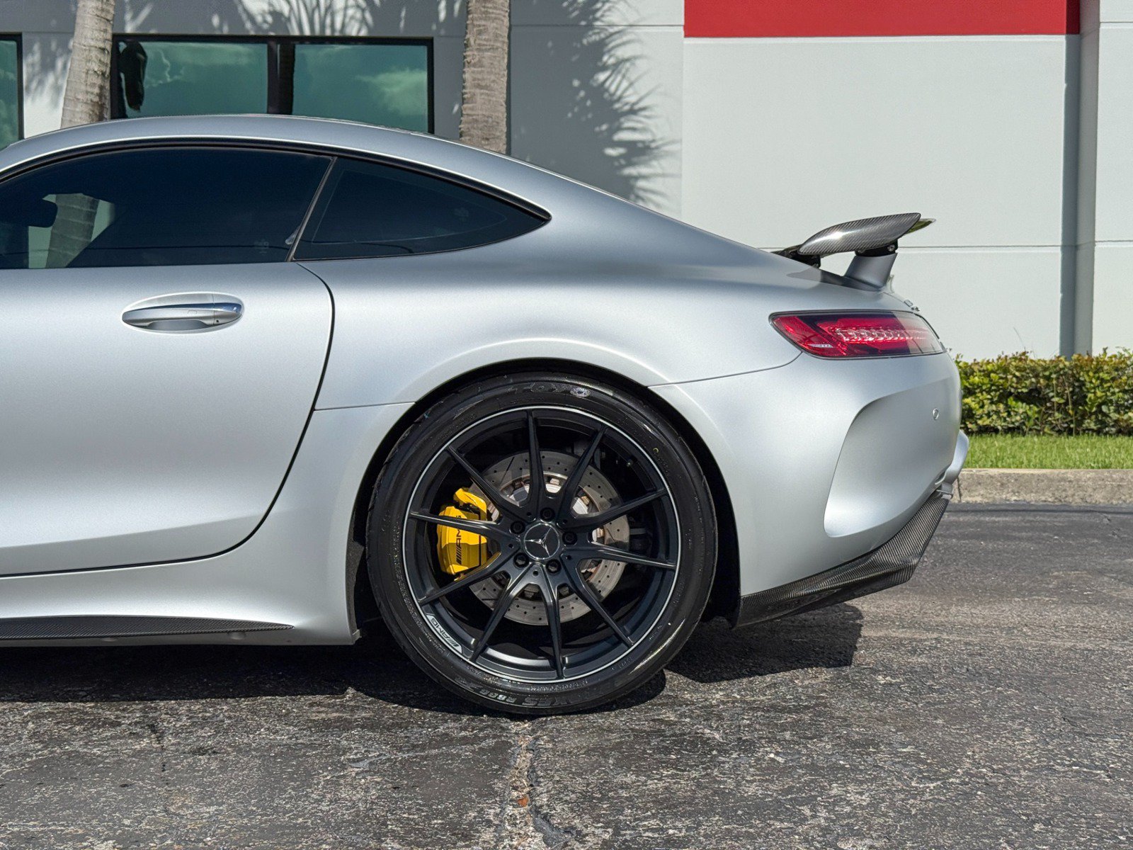 Used 2018 Mercedes-Benz AMG GT R image 39