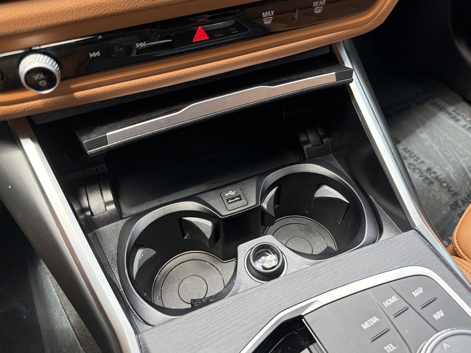 New 2025 BMW 330i Sedan w/ Convenience Package RWD image 29